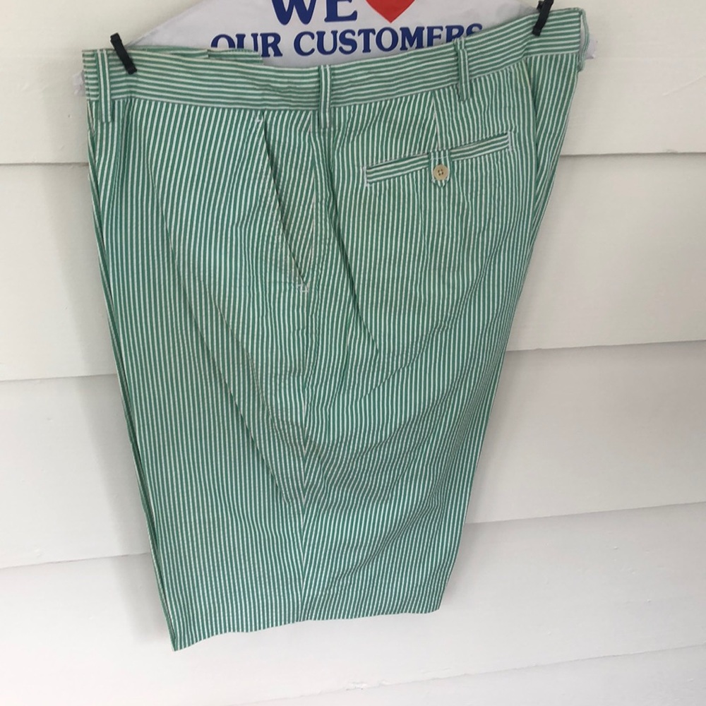 Green Searsucker Polo shorts 40 Waist